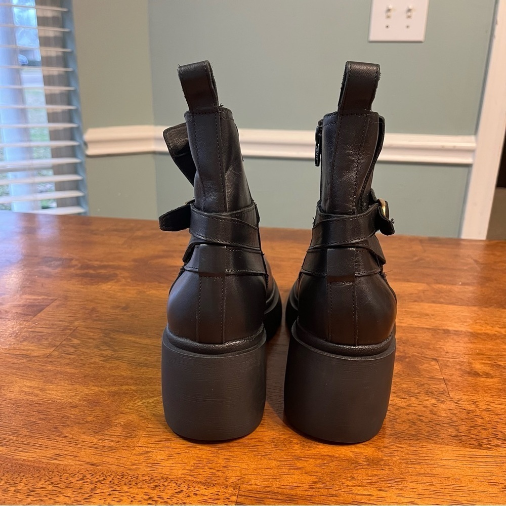 New Steve Madden Women's Colletta Ankle Boot size 8 - Picture 2 of 9